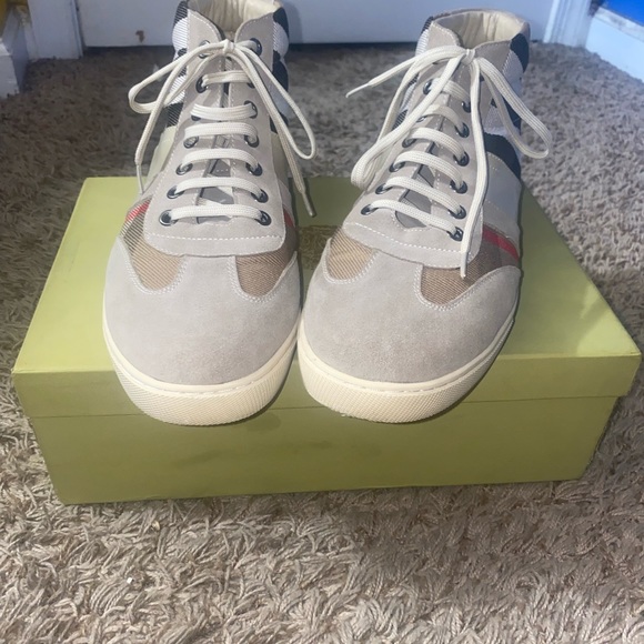 Burberry Shoes *Limited Editions* - Picture 1 of 7
